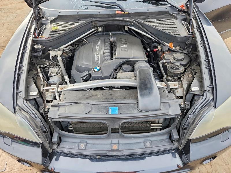 Снимка 11 от търг – 2011 BMW X5 с VIN 5UXZV4C55BL738030