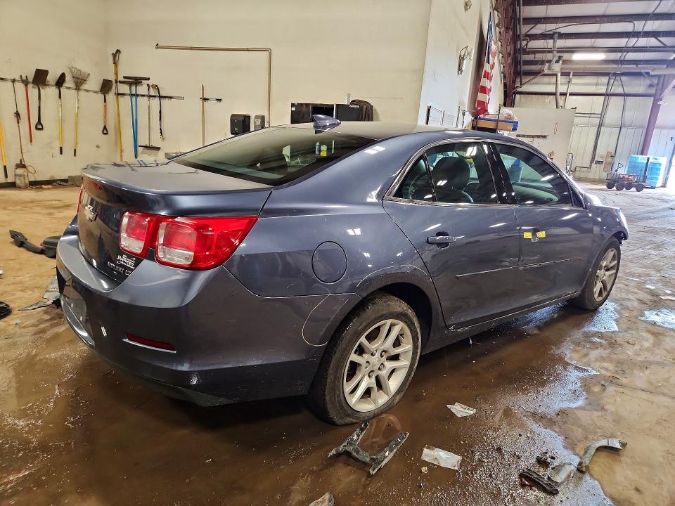 Снимка 3 от търг – 2015 CHEVROLET MALIBU с VIN 1G11C5SL7FF312640