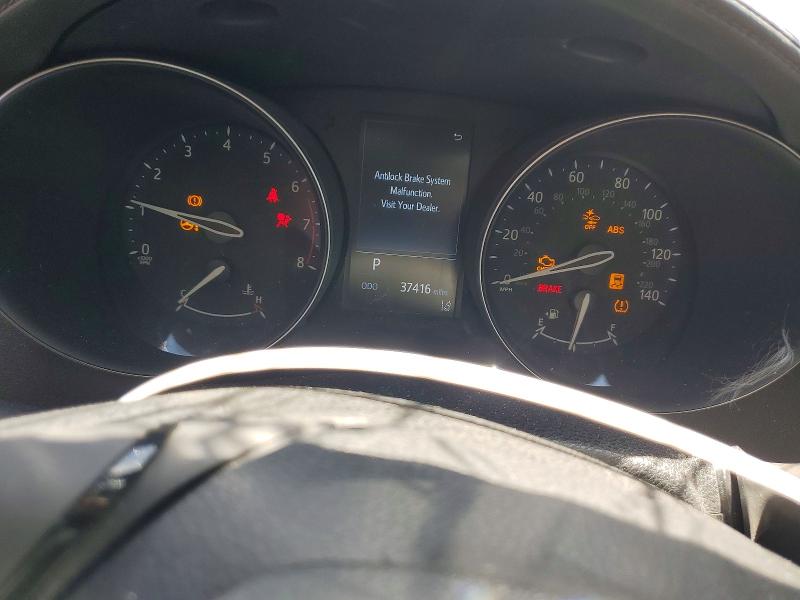 Photo 9 from auction – 2019 TOYOTA C-HR with VIN JTNKHMBX4K1016973