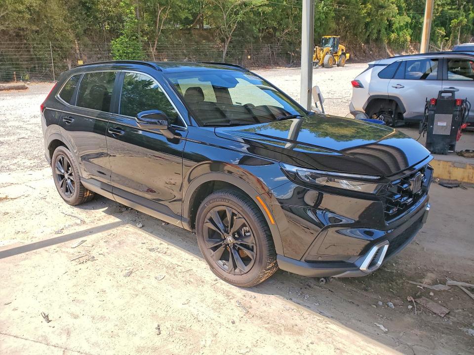 Снимка 4 от търг – 2023 HONDA CR-V с VIN 7FARS6H96PE017750