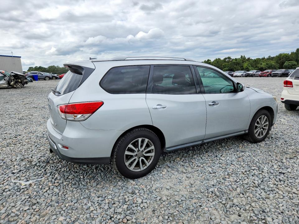 Photo 3 from auction – 2016 NISSAN PATHFINDER with VIN 5N1AR2MN0GC653248