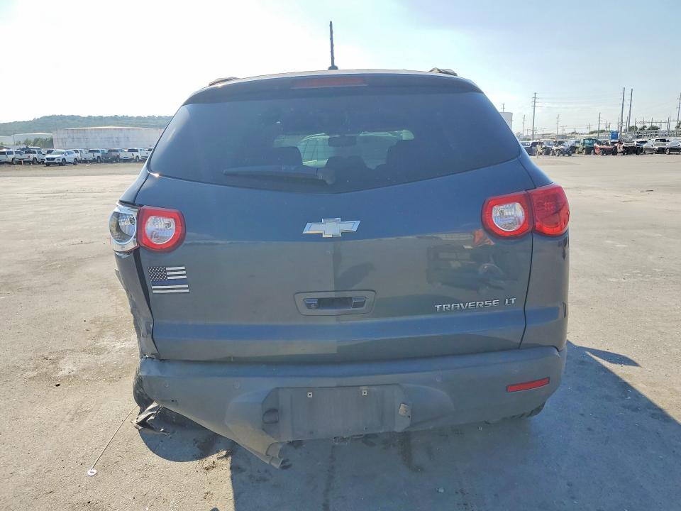 Снимка 6 от търг – 2010 CHEVROLET TRAVERSE с VIN 1GNLRFED3AJ214288