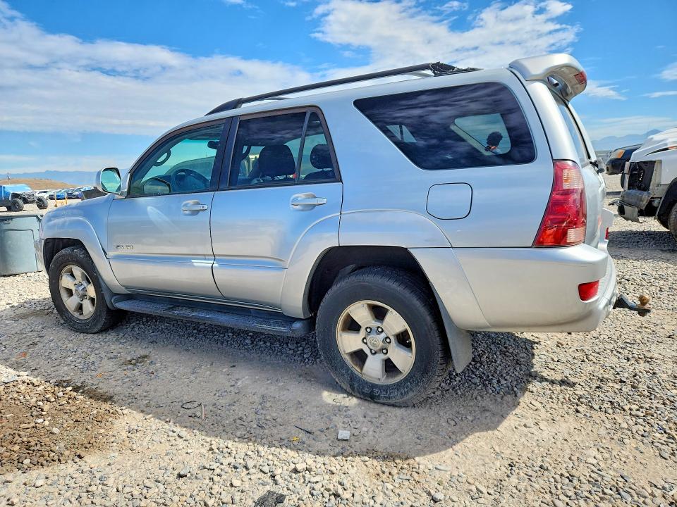صورة رقم 2 من المزاد - 2004 TOYOTA 4RUNNER مع VIN JTEBU14RX40026991