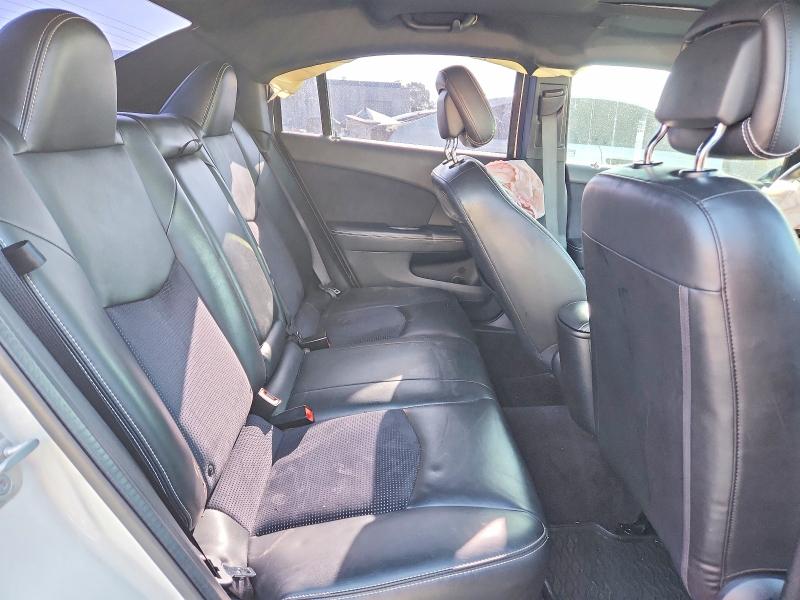 Photo 10 from auction – 2011 CHRYSLER 200 with VIN 1C3BC8FG7BN611205