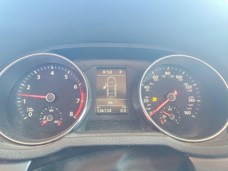 Photo 9 from auction – 2017 VOLKSWAGEN PASSAT with VIN 1VWDT7A39HC024847