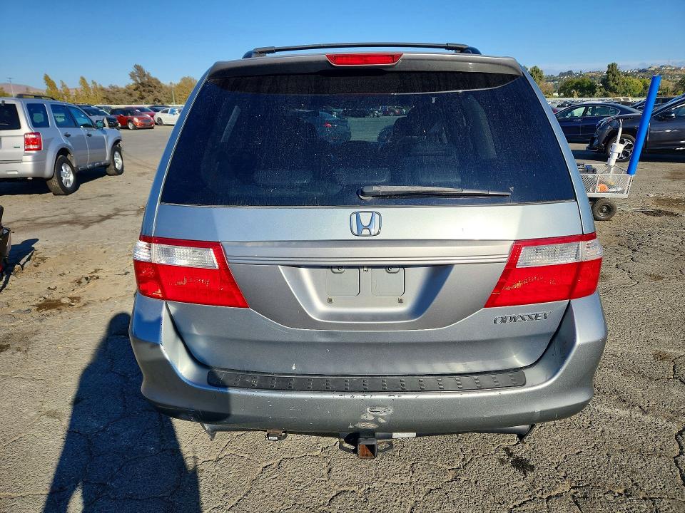 Photo 6 from auction – 2005 HONDA ODYSSEY with VIN 5FNRL386X5B119241