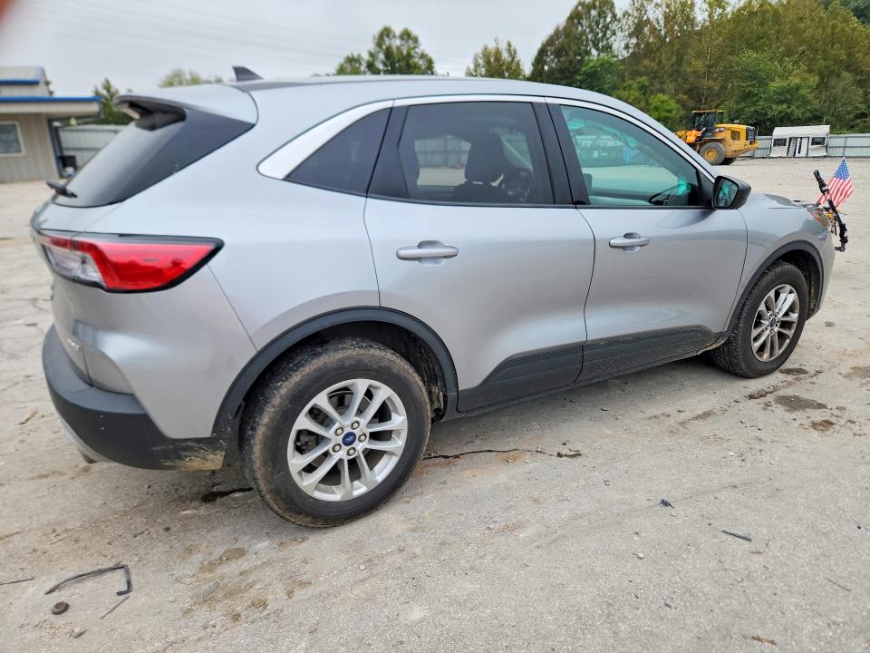 Zdjęcie 3 z aukcji – 2022 FORD ESCAPE z VIN 1FMCU9G64NUA72606