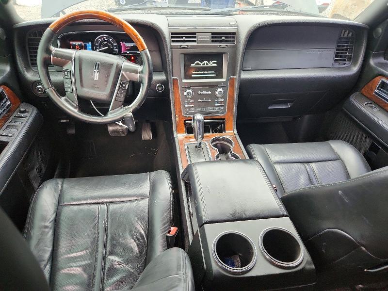 Снимка 8 от търг – 2015 LINCOLN NAVIGATOR с VIN 5LMJJ3HT7FEJ10985