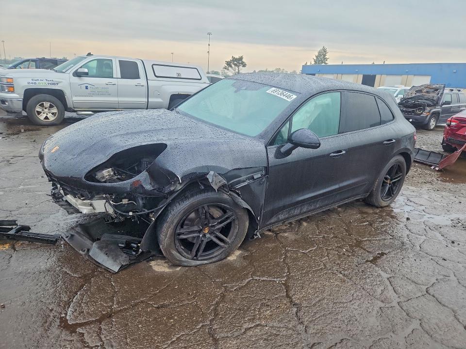 PORSCHE MACAN 2018 with VIN WP1AA2A54JLB07705 - Photo from auction