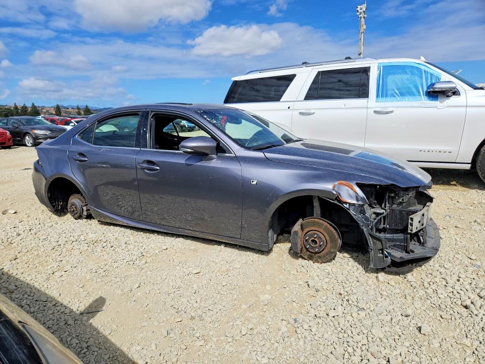 Photo 4 from auction – 2016 LEXUS IS with VIN JTHBA1D28G5004350