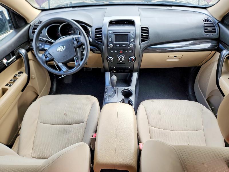 Снимка 8 от търг – 2013 KIA SORENTO с VIN 5XYKT3A63DG353790