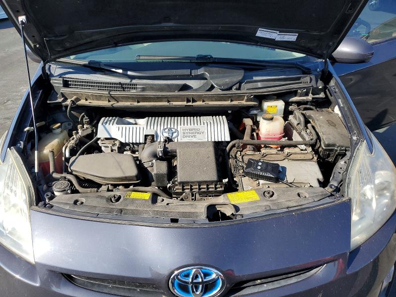 Снимка 11 от търг – 2011 TOYOTA PRIUS с VIN JTDKN3DU2B0272352