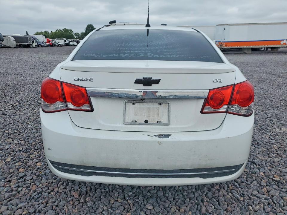 Photo 6 from auction – 2014 CHEVROLET CRUZE with VIN 1G1PG5SBXE7385712