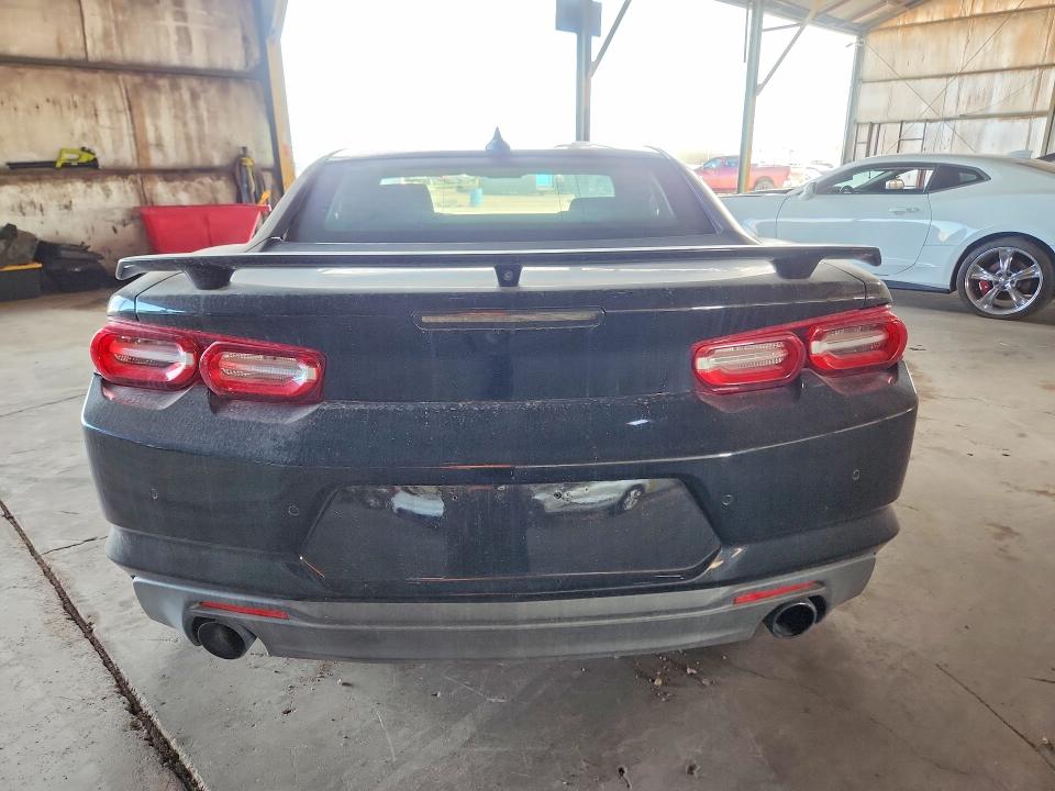 Photo 6 from auction – 2019 CHEVROLET CAMARO with VIN 1G1FF1R72K0129576