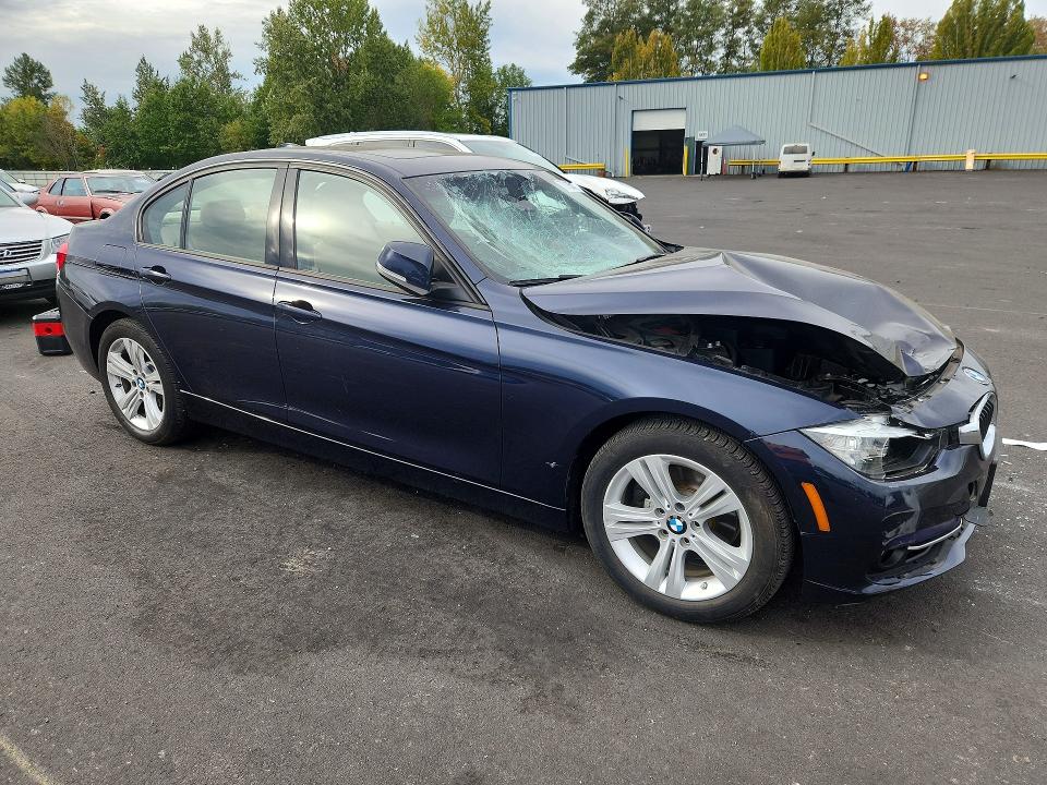 Photo 4 from auction – 2016 BMW 328 with VIN WBA8E9G55GNT85379