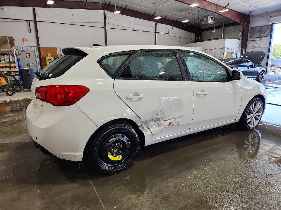 Снимка 3 от търг – 2013 KIA FORTE5 с VIN KNAFW5A30D5681846