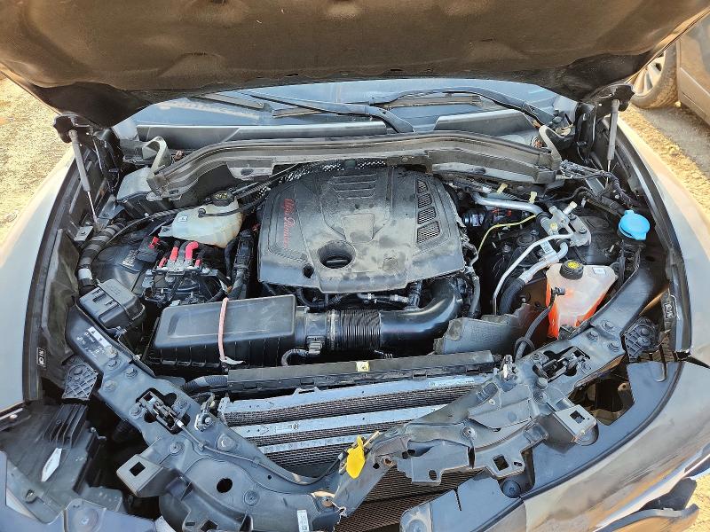 Photo 11 from auction – 2020 ALFA ROMEO STELVIO with VIN ZASPAKAN3L7C98368
