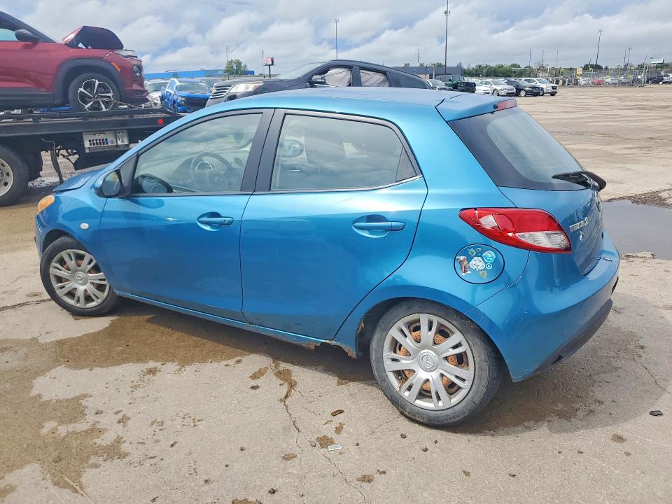 Photo 2 from auction – 2011 MAZDA MAZDA2 with VIN JM1DE1HY4B0114797