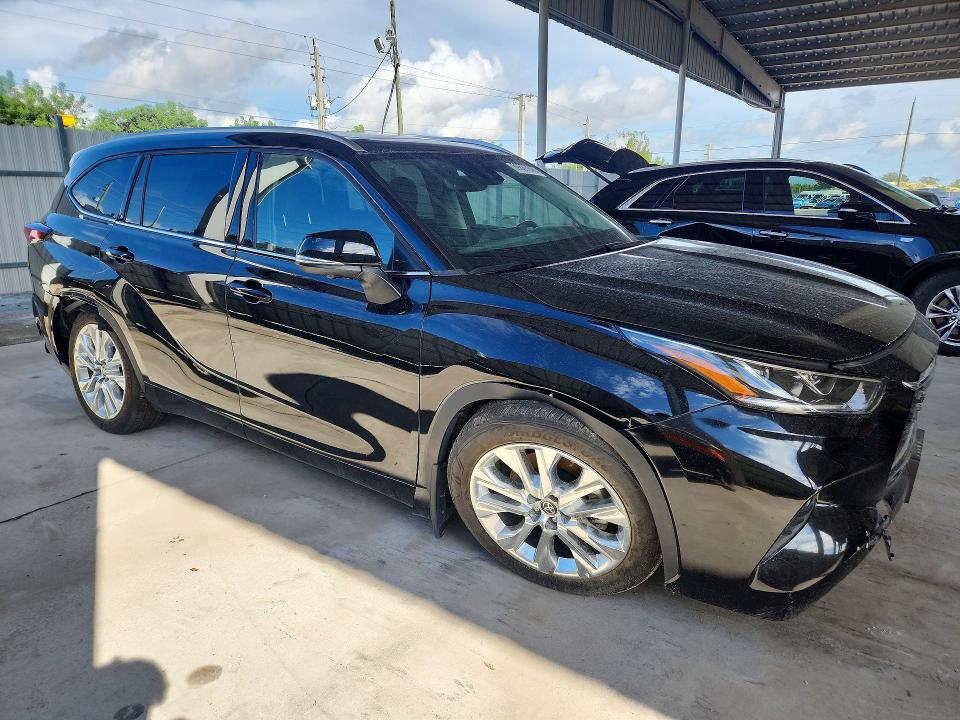 Foto 4 de la subasta – 2025 TOYOTA HIGHLANDER con VIN 5TDKDRBH3SS577240