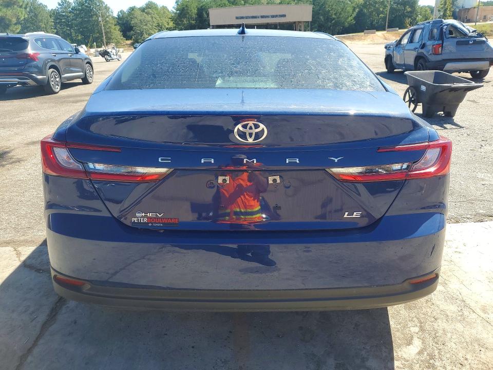 Photo 6 from auction – 2026 TOYOTA CAMRY with VIN 4T1DAACK8TU270989