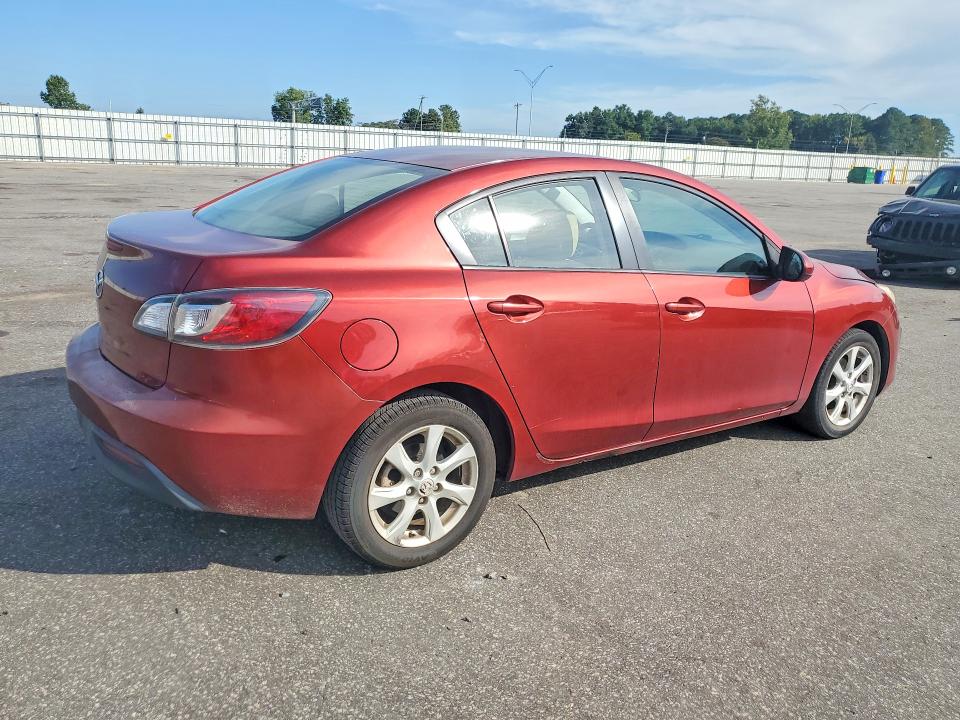 Photo 3 from auction – 2010 MAZDA 3 with VIN JM1BL1SF9A1300431