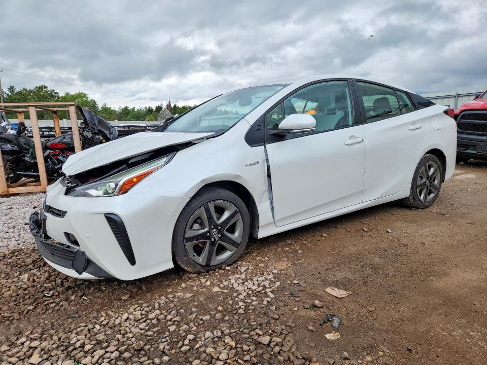 TOYOTA PRIUS 2021 with VIN JTDKAMFU0M3135622 - Photo from auction
