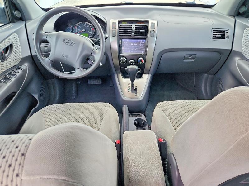 Photo 8 from auction – 2005 HYUNDAI TUCSON with VIN KM8JN12D35U086203