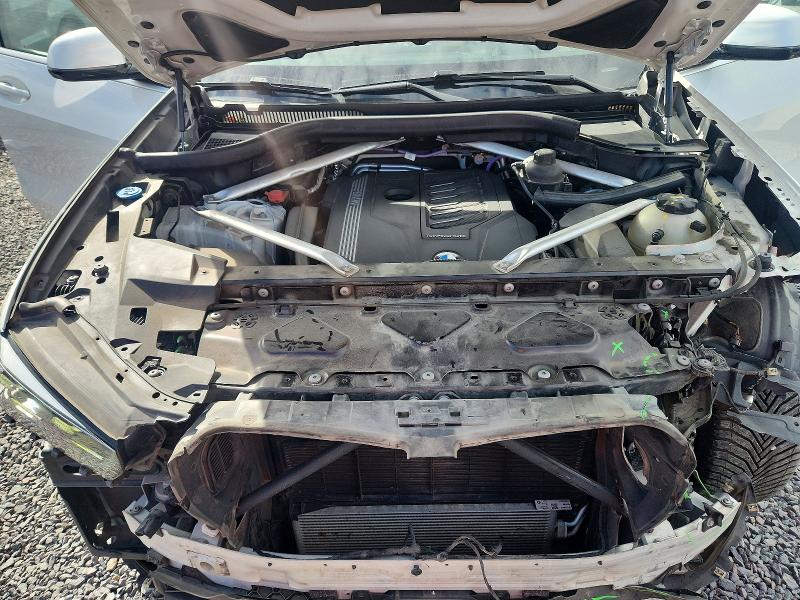 Photo 11 from auction – 2021 BMW X4 4D 4WD with VIN 5UXCR6C00M9E36027