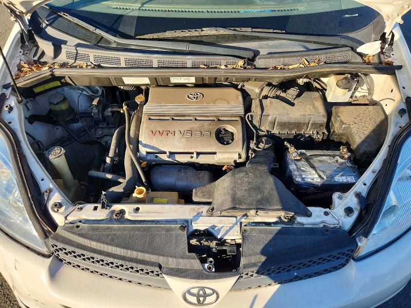 Photo 12 from auction – 2004 TOYOTA SIENNA with VIN 5TDZA23C54S122443