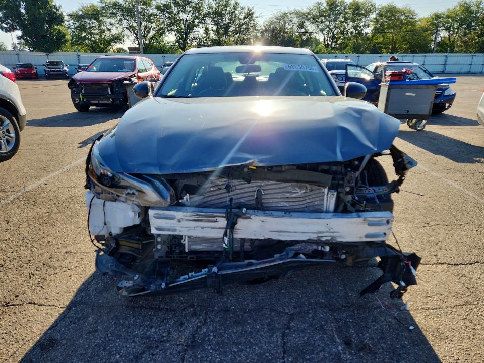 Снимка 5 от търг – 2025 NISSAN ALTIMA с VIN 1N4BL4CV1SN311754
