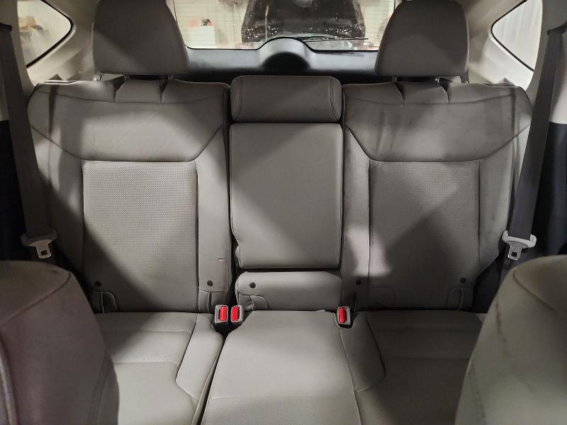 Photo 10 from auction – 2015 HONDA CR-V with VIN 2HKRM4H7XFH680957