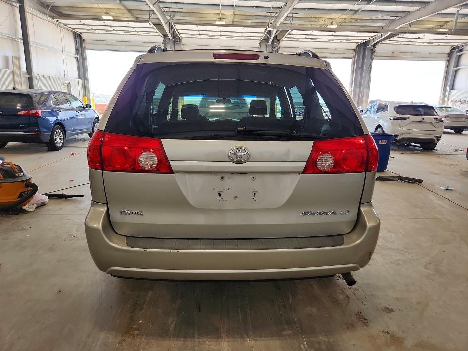 Photo 6 from auction – 2007 TOYOTA SIENNA with VIN 5TDZK23C97S001948