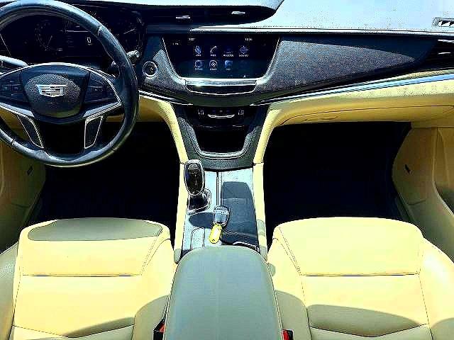 Photo 8 from auction – 2017 CADILLAC XT5 with VIN 1GYKNARS2HZ240947
