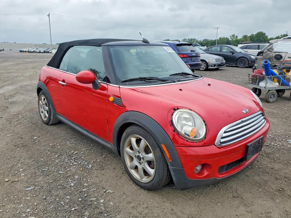 Photo 4 from auction – 2010 MINI COOPER with VIN WMWMR3C5XATU98026