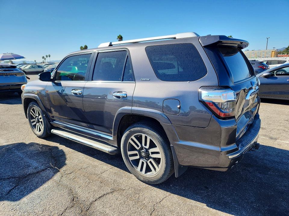 Фото 2 с аукциона – 2017 TOYOTA 4RUNNER с VIN JTEZU5JR0H5163361