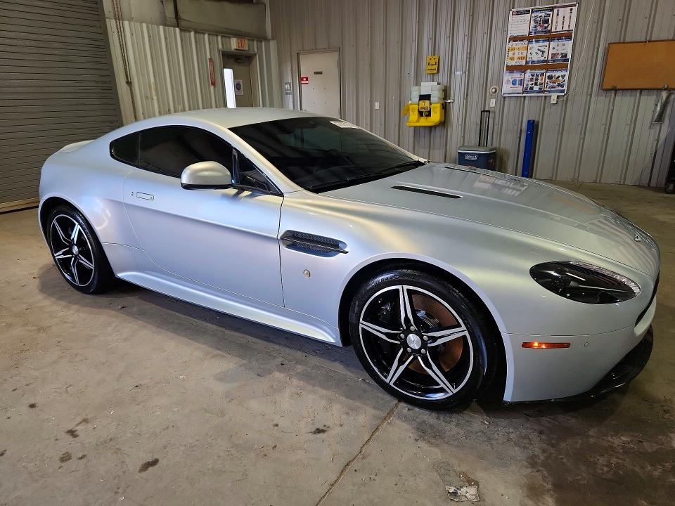 Photo 4 from auction – 2016 ASTON MARTIN V8 with VIN SCFEKBDL4GGC20568