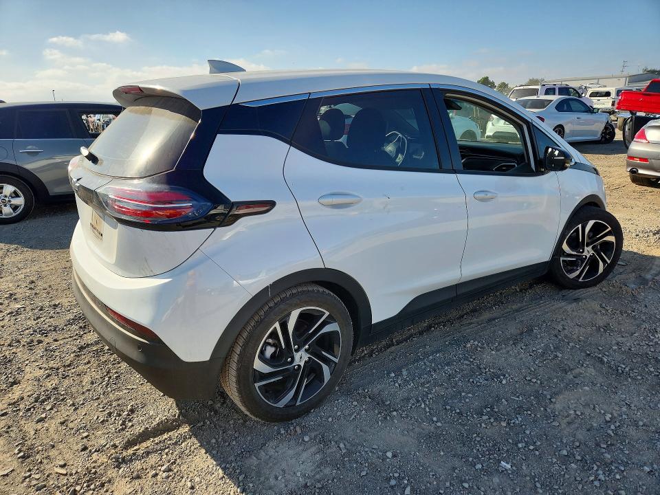 Photo 3 from auction – 2023 CHEVROLET BOLT EV with VIN 1G1FX6S00P4103470