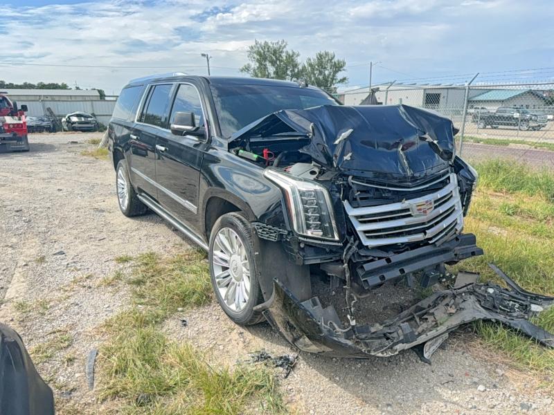 2017 CADILLAC ESCALADE - Търг №69404876