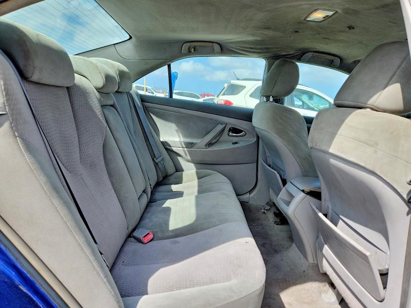 Zdjęcie 10 z aukcji – 2011 TOYOTA CAMRY z VIN 4T1BF3EK8BU690218