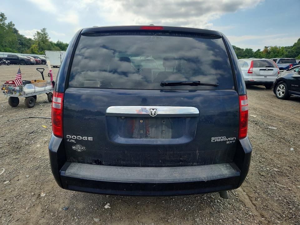 Photo 6 from auction – 2010 DODGE GRAND CARAVAN with VIN 2D4RN5DX4AR239400