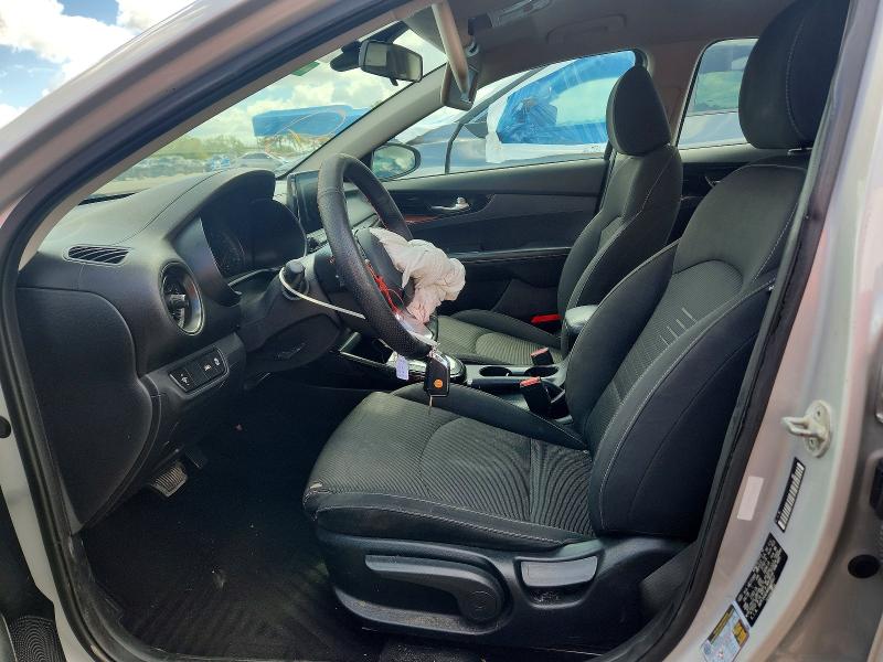 Фото 7 с аукциона – 2019 KIA FORTE с VIN 3KPF34AD4KE028467