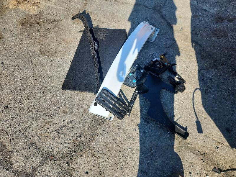 Foto 12 de la subasta – 2023 TESLA MODEL 3 con VIN 5YJ3E1EA9PF428893