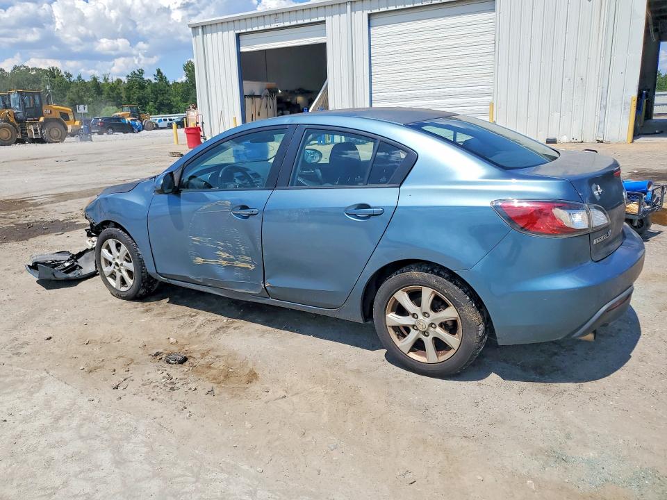 Фото 2 с аукциона – 2010 MAZDA 3 с VIN JM1BL1SF2A1346912
