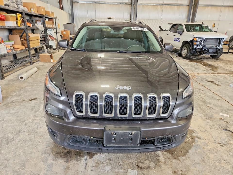 Снимка 5 от търг – 2017 JEEP CHEROKEE с VIN 1C4PJMCB0HW606522