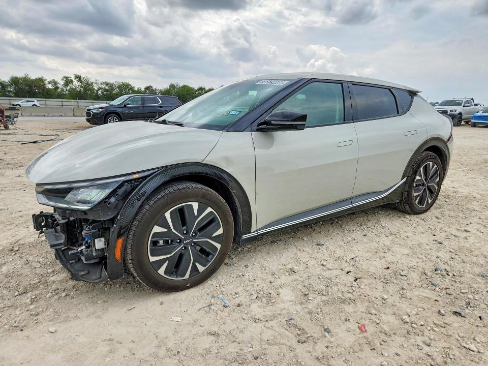 Zdjęcie 1 z aukcji – 2024 KIA EV6 z VIN KNDC34LA8R5192137