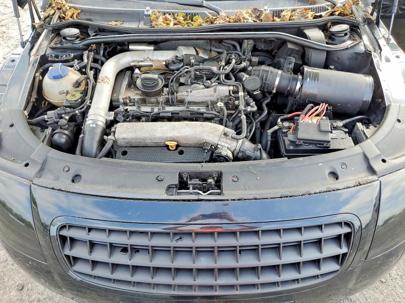 Zdjęcie 11 z aukcji – 2005 AUDI TT z VIN TRUWT28N951012359