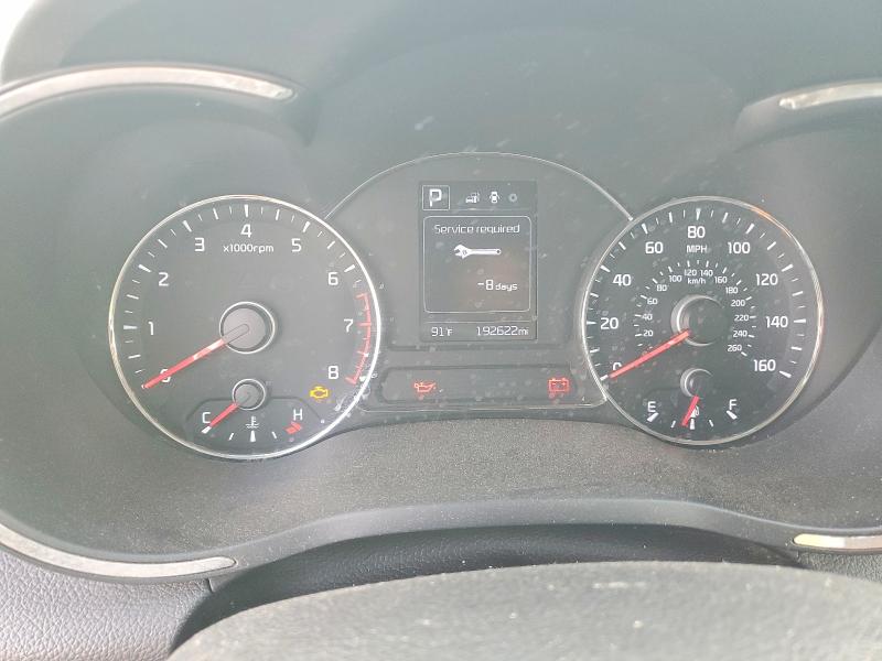 Zdjęcie 9 z aukcji – 2017 KIA FORTE z VIN 3KPFL4A74HE140852