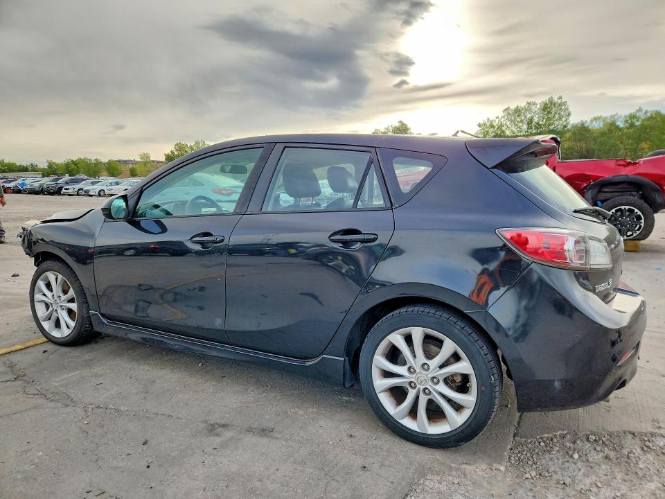 Foto 2 de la subasta – 2011 MAZDA 3 con VIN JM1BL1K50B1415329