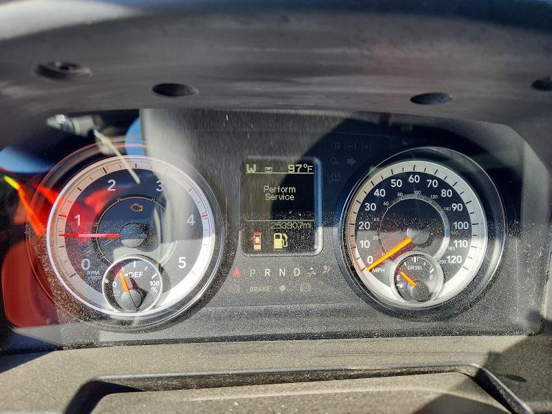 Photo 9 from auction – 2017 RAM 2500 with VIN 3C6UR5CL9HG680005