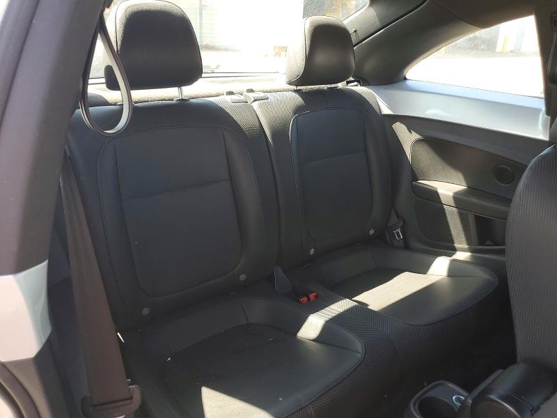Photo 10 from auction – 2013 VOLKSWAGEN BEETLE with VIN 3VWJP7AT7DM676673